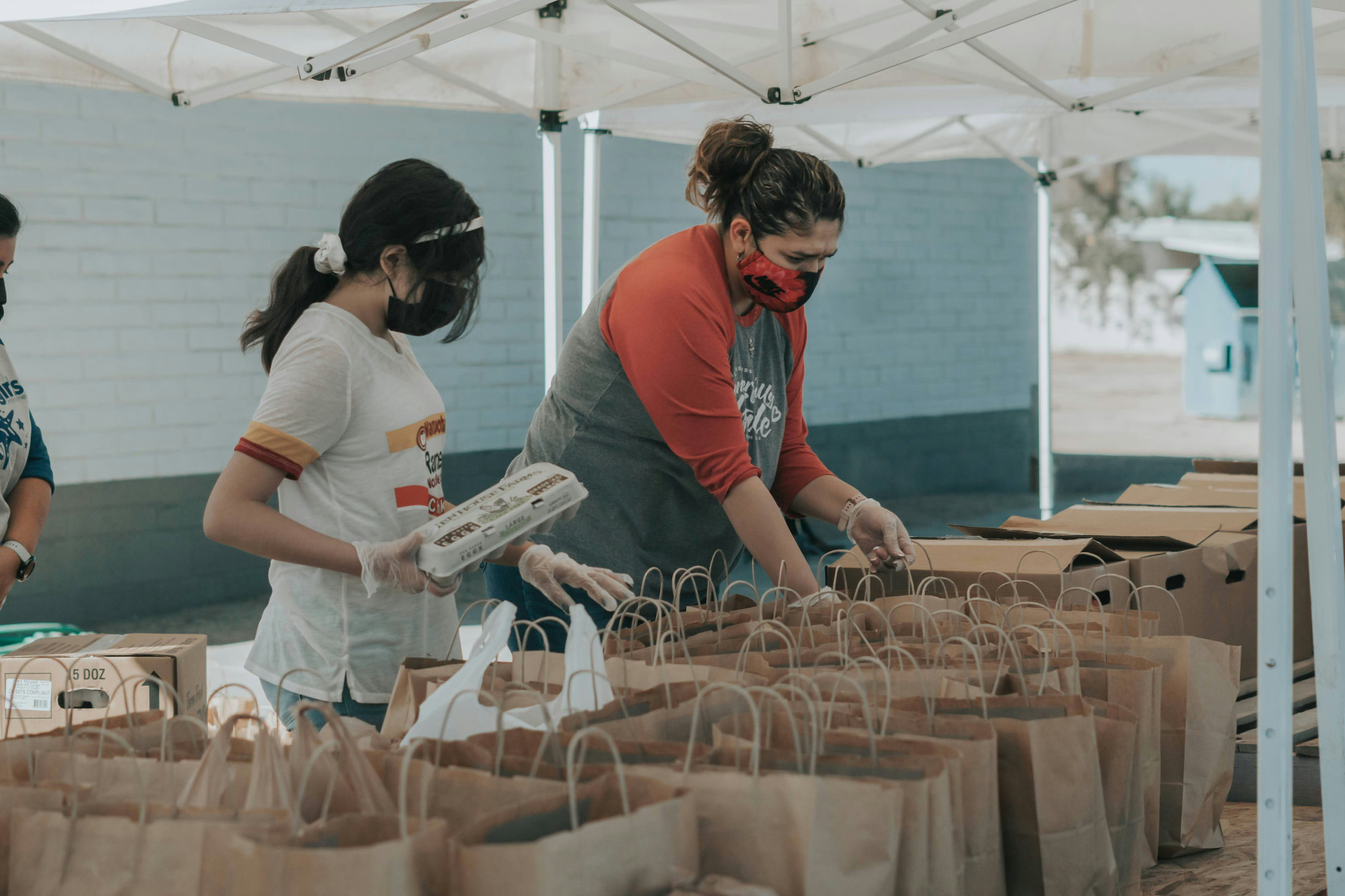 charity volunteers.png